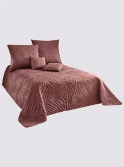 Heine Home Tagesdecke In Bordeaux -Haushaltsgegenstände Rabatt 205836c790480ba17deba75702e6f913