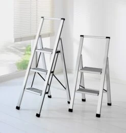 Heine Home Trittleiter In Silberfarben -Haushaltsgegenstände Rabatt 9435f7f3edff7f00c528353c2fffd367